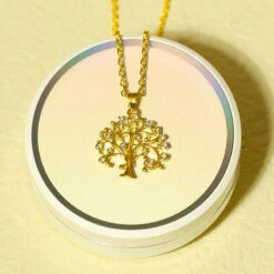 Collier Arbre De Vie ‘Vivre’ En Zircon -Moment Ici 1f8ee086 bac2 457a 9e96 f0ed136976dc