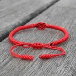 Bracelet « Dragon » En Fil Rouge -Moment Ici 2Bracelet tibetain couple 2
