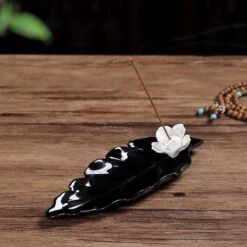 Encensoir « Fleur De Lotus » En Céramique -Moment Ici 65bdb895 ae40 4c58 8944 b574059c2f39