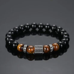 Bracelet « Hexagone » En Onyx Et OEil De Tigre -Moment Ici Bracelet Hexagone en Onyx et OEil de Tigre 2