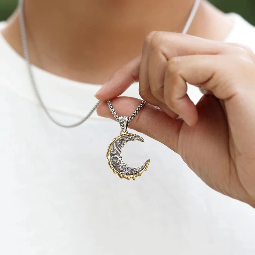 Collier Lune – Éclat Nocturne 4 Collier Lune – Éclat Nocturne – Image 2