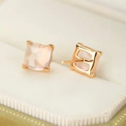 Boucles D’Oreilles Quartz Rose – Éclat Divin, Argent Plaqué Or -Moment Ici IMG 5121