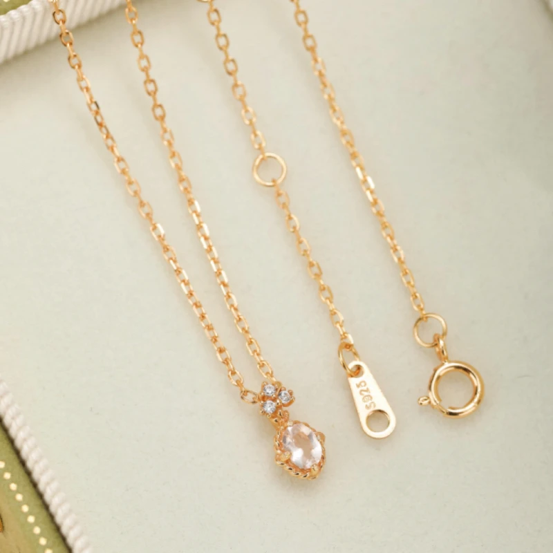 Collier Quartz Rose – Éclat Doux, Argent Plaqué Or 6 Collier Quartz Rose – Éclat Doux, Argent Plaqué Or – Image 4