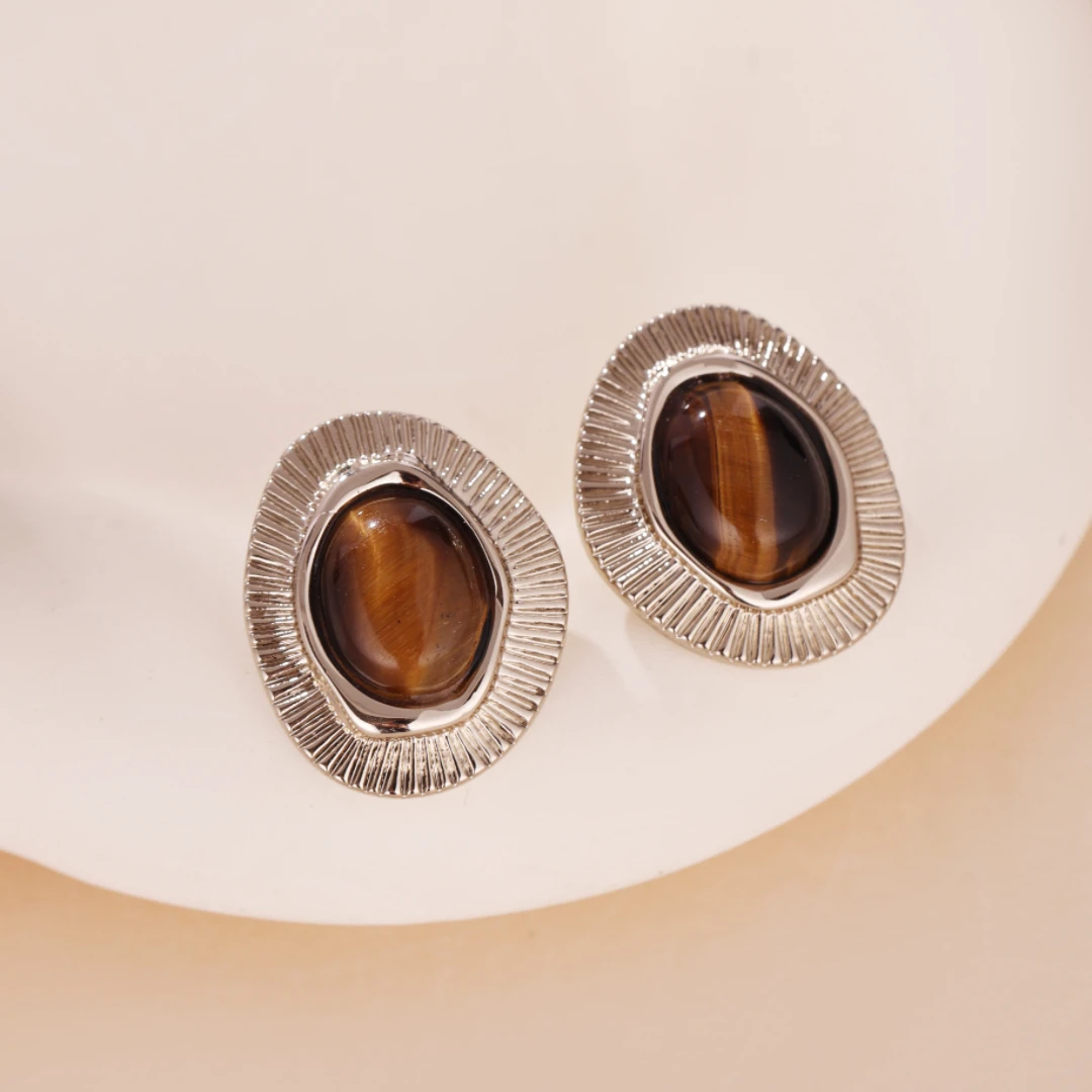 Boucles D’Oreilles Œil De Tigre – Harmonie Naturelle 5 Boucles D’Oreilles Œil De Tigre – Harmonie Naturelle – Image 3