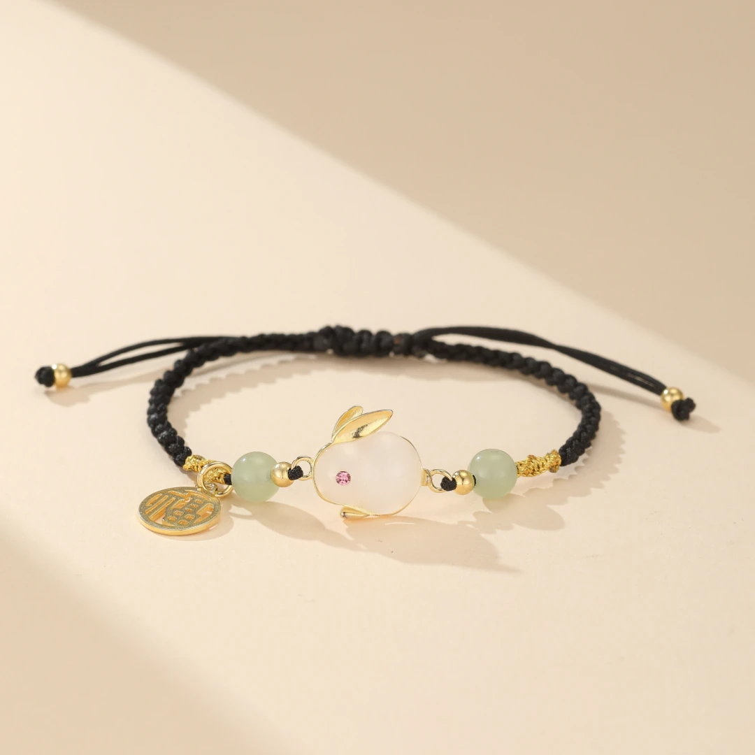 Bracelet Lapin En Jade – Porte Bonheur, Plaqué Or Et Fil Rouge 9 Bracelet Lapin En Jade – Porte Bonheur, Plaqué Or Et Fil Rouge – Image 7