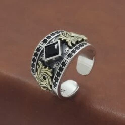 Bague Homme Obsidienne – Protecteur, Argent -Moment Ici bague homme obsidienne protecteur argent 7