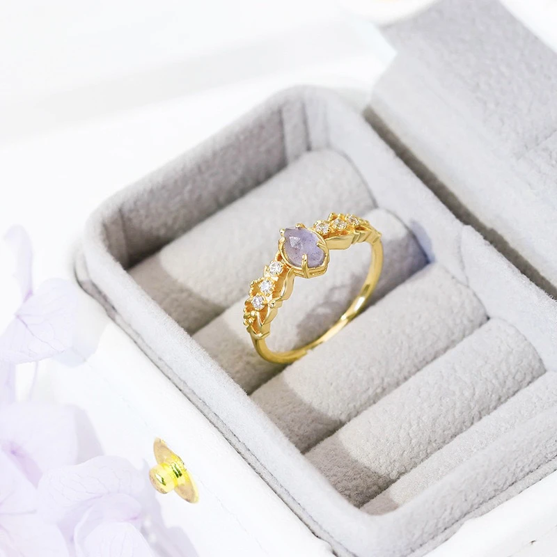 Bague Labradorite Et Cordiérite – Captivante, Argent Plaqué Or 7 Bague Labradorite Et Cordiérite – Captivante, Argent Plaqué Or – Image 5