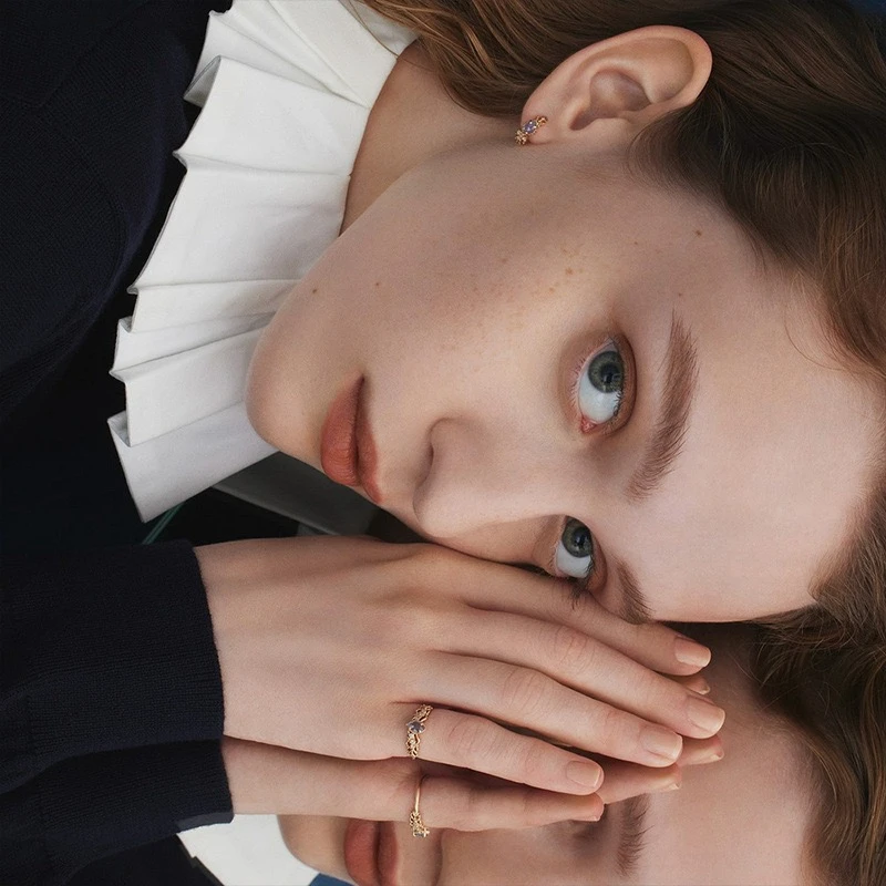 Bague Labradorite Et Cordiérite – Captivante, Argent Plaqué Or 5 Bague Labradorite Et Cordiérite – Captivante, Argent Plaqué Or – Image 3