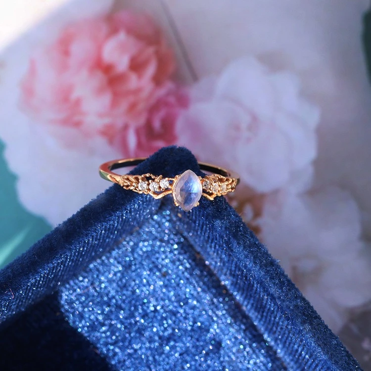 Bague Labradorite Et Cordiérite – Captivante, Argent Plaqué Or 10 Bague Labradorite Et Cordiérite – Captivante, Argent Plaqué Or – Image 8