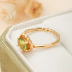 Bague Péridot – Renaissance, Argent Plaqué Or -Moment Ici bague peridot renaissance argent plaque or 6
