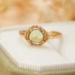 Bague Péridot – Renaissance, Argent Plaqué Or -Moment Ici bague peridot renaissance argent plaque or 7