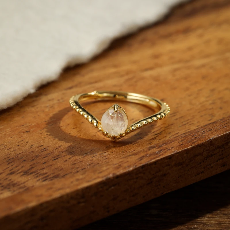 Bague Pierre De Lune – Goutte Lumineuse, Argent Plaqué Or 3 Bague Pierre De Lune – Goutte Lumineuse, Argent Plaqué Or