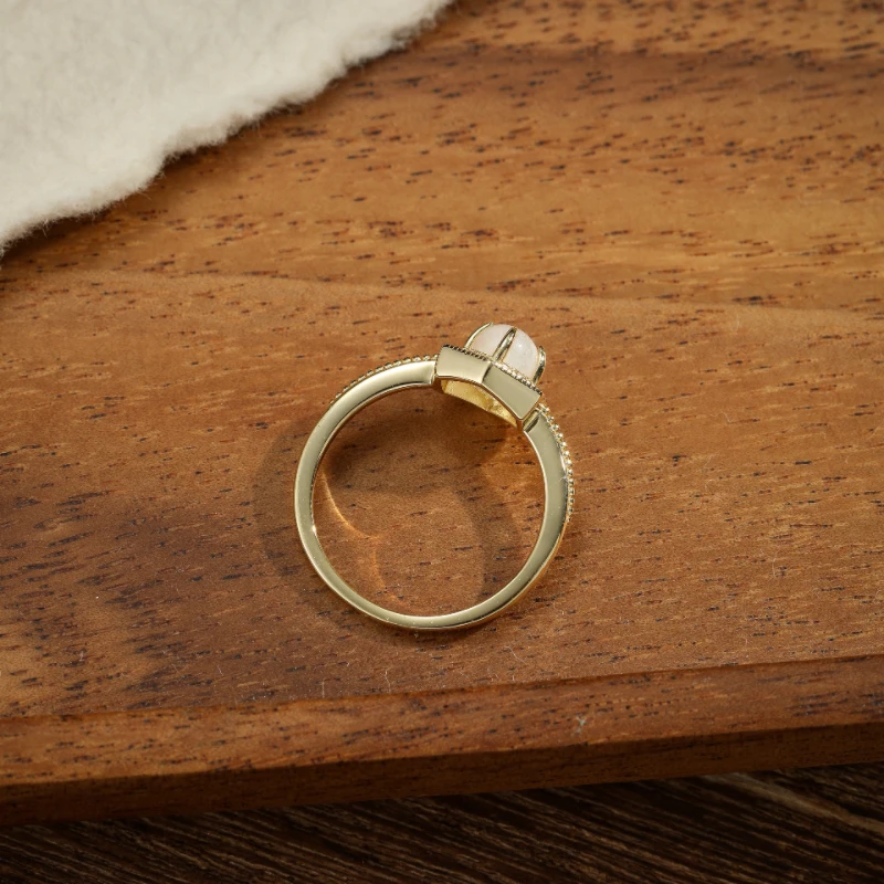 Bague Pierre De Lune – Hexagone Lumineux, Argent Plaqué Or 8 Bague Pierre De Lune – Hexagone Lumineux, Argent Plaqué Or – Image 6