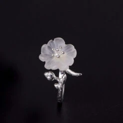 Bague Quartz Clair – Fleur De Tranquillité, Argent 11 Bague Quartz Clair – Fleur De Tranquillité, Argent -Moment Ici bague quartz clair fleur de tranquillite argent 2