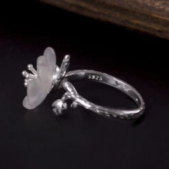 Bague Quartz Clair – Fleur De Tranquillité, Argent 12 Bague Quartz Clair – Fleur De Tranquillité, Argent -Moment Ici bague quartz clair fleur de tranquillite argent 4