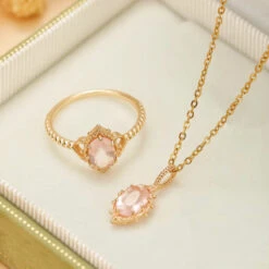 Bague Quartz Rose – Floraison, Argent Plaqué Or -Moment Ici bague quartz rose floraison argent plaque or 2