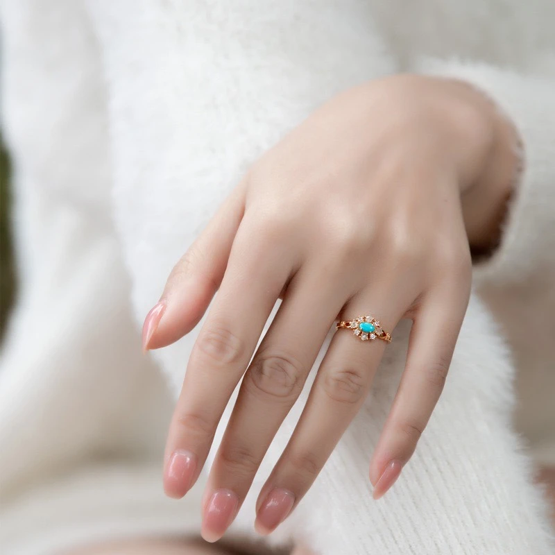 Bague Turquoise Et Pierre De Lune – Ciel D’Été, Argent Plaqué Or 4 Bague Turquoise Et Pierre De Lune – Ciel D’Été, Argent Plaqué Or – Image 2