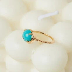 Bague Turquoise – Ovale Enchanté, Argent Plaqué Or -Moment Ici bague turquoise ovale enchante argent plaque or 1