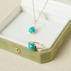 Bague Turquoise – Ovale Enchanté, Argent Plaqué Or -Moment Ici bague turquoise ovale enchante argent plaque or 6