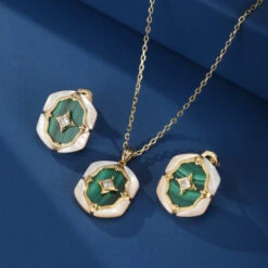 Boucles D’Oreilles Malachite Et Nacre – Astres En Verdures, Argent Plaqué Or 19 Boucles D’Oreilles Malachite Et Nacre – Astres En Verdures, Argent Plaqué Or -Moment Ici boucles d oreilles malachite et nacre astres en verdures argent plaque or 3