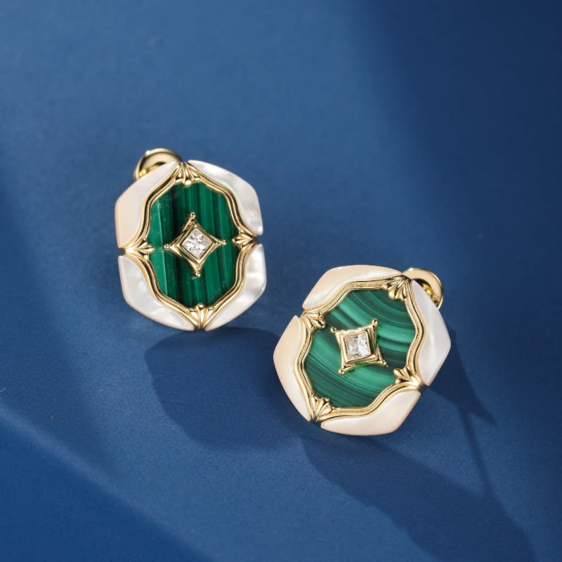 Boucles D’Oreilles Malachite Et Nacre – Astres En Verdures, Argent Plaqué Or 7 Boucles D’Oreilles Malachite Et Nacre – Astres En Verdures, Argent Plaqué Or – Image 5