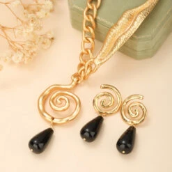 Collier Obsidienne – Vintage Spirale -Moment Ici boucles d oreilles obsidienne vintage spirale