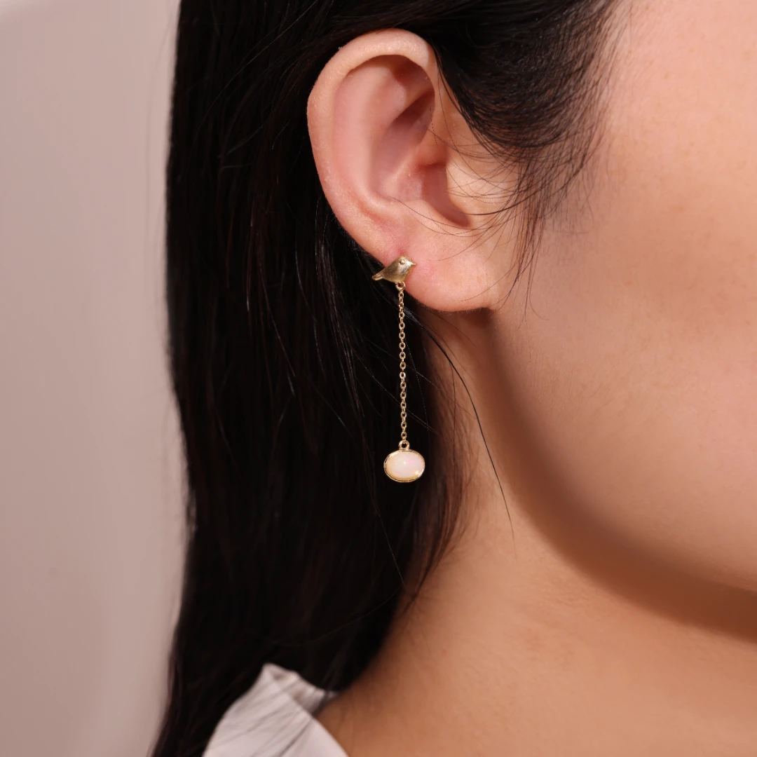 Boucles D’Oreilles Opale – Mélodie Du Ciel, Argent Plaqué Or 4 Boucles D’Oreilles Opale – Mélodie Du Ciel, Argent Plaqué Or – Image 2