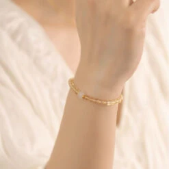 Bracelet Citrine Et Jade – Aura De Prospérité 14 Bracelet Citrine Et Jade – Aura De Prospérité -Moment Ici bracelet citrine et jade aura de prosperite 3