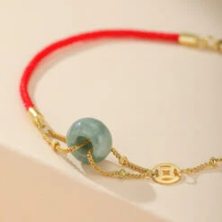 Bracelet Cordon Rouge Et Jade – Énergie Ancestrale, Argent Plaqué Or 11 Bracelet Cordon Rouge Et Jade – Énergie Ancestrale, Argent Plaqué Or -Moment Ici bracelet cordon rouge et jade energie ancestrale argent plaque or 3