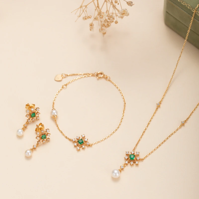 Collier Émeraude Et Perle – Étoile Divine, Argent Plaqué Or 8 Collier Émeraude Et Perle – Étoile Divine, Argent Plaqué Or – Image 6