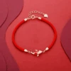 Bracelet Fil Rouge ‘Bonheur’ Avec Carpe Koï 2 Bracelet Fil Rouge ‘Bonheur’ Avec Carpe Koï -Moment Ici bracelet fil rouge bonheur avec carpe koi 3
