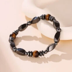 Bracelet Homme Hématite Et Œil De Tigre – Force Sauvage 12 Bracelet Homme Hématite Et Œil De Tigre – Force Sauvage -Moment Ici bracelet homme hematite et oeil de tigre force sauvage