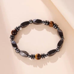 Bracelet Homme Hématite Et Œil De Tigre – Force Sauvage 11 Bracelet Homme Hématite Et Œil De Tigre – Force Sauvage -Moment Ici bracelet homme hematite et oeil de tigre force sauvage 4