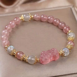 Bracelet Labradorite Et Quartz Fraise – Protection PiXiu -Moment Ici bracelet labradorite et quartz fraise protection pixiu 4