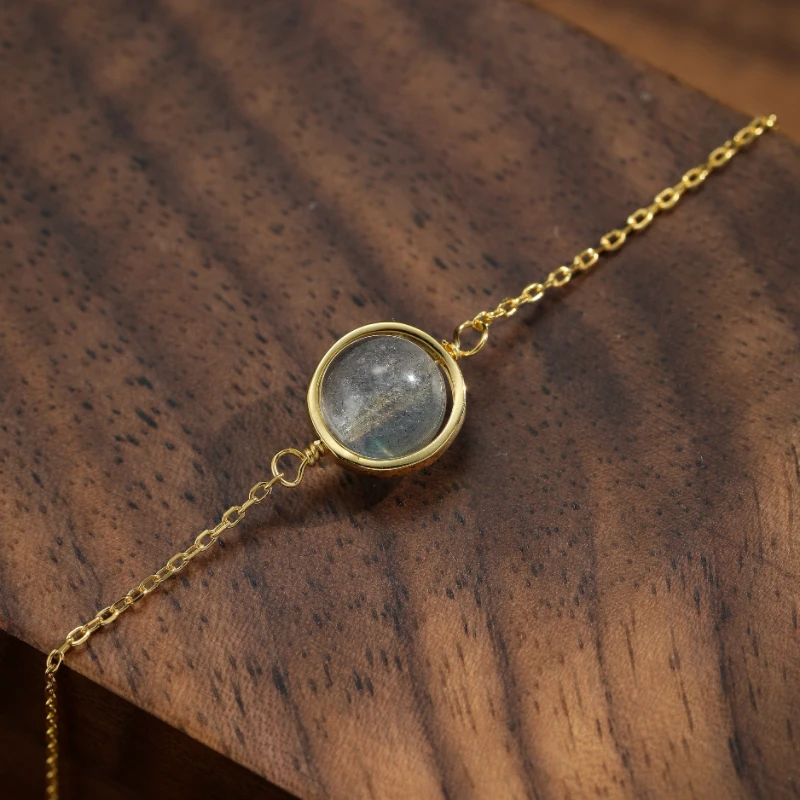 Bracelet Labradorite – Mystère, Argent Plaqué Or 7 Bracelet Labradorite – Mystère, Argent Plaqué Or – Image 5