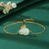 Bracelet Lapin En Jade – Sagesse, Argent Plaqué Or -Moment Ici bracelet lapin en jade sagesse argent plaque or 4