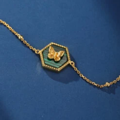 Bracelet Malachite – Élégance Papillon, Argent Plaqué Or -Moment Ici bracelet malachite elegance papillon argent plaque or 2