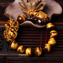 Bracelet Pi Xiu ‘Féroce’ En Œil De Tigre