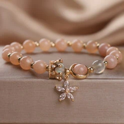 Bracelet Pierre De Soleil Et Labradorite – Couronne Fleurie -Moment Ici bracelet pierre de soleil et labradorite couronne fleurie 5