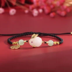 Bracelet Lapin En Jade – Porte Bonheur, Plaqué Or Et Fil Rouge 20 Bracelet Lapin En Jade – Porte Bonheur, Plaqué Or Et Fil Rouge -Moment Ici bracelet porte bonheur lapin en jade argent et fil rouge 1
