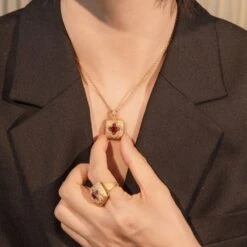 Collier Cornaline – Chance Florale, Argent Plaqué Or 18 Collier Cornaline – Chance Florale, Argent Plaqué Or -Moment Ici collier cornaline chance florale argent plaque or 2