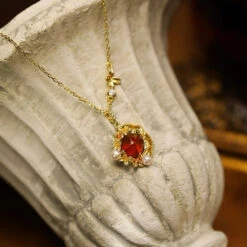 Collier Grenat – Jardin Enchanté, Argent Plaqué Or -Moment Ici collier grenat jardin enchante argent plaque or 6
