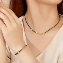 Collier Malachite – Charme Vintage, Argent Plaqué Or 18 Collier Malachite – Charme Vintage, Argent Plaqué Or -Moment Ici collier malachite charme vintage argent plaque or