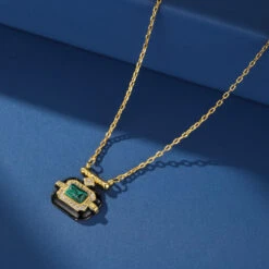 Collier Malachite – Éveil De Confiance 10 Collier Malachite – Éveil De Confiance -Moment Ici collier malachite eveil de confiance 3