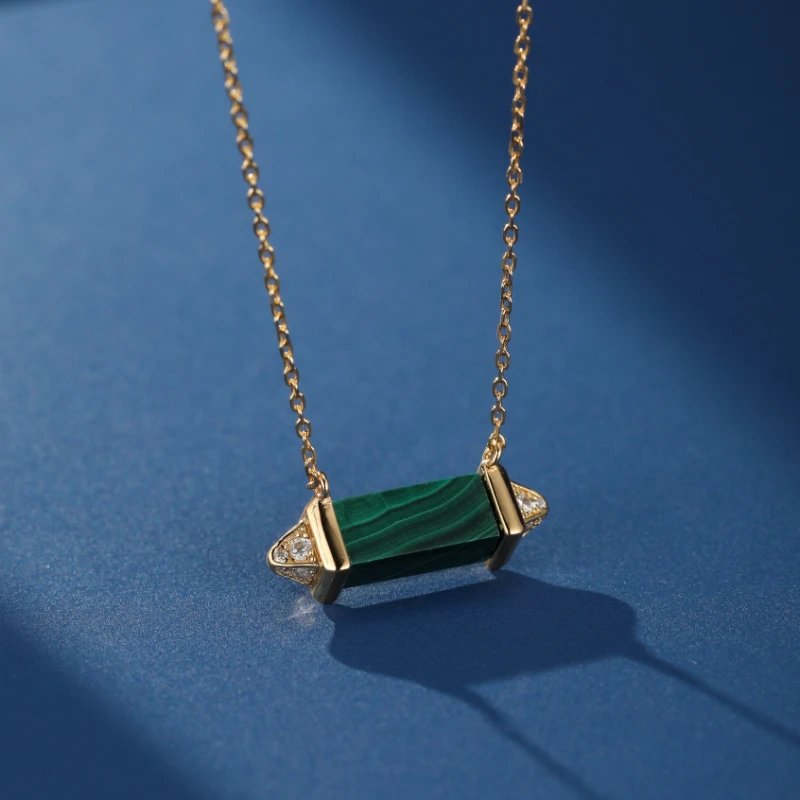 Collier Malachite – Souffle De Sérénité, Argent Plaqué Or 5 Collier Malachite – Souffle De Sérénité, Argent Plaqué Or – Image 3