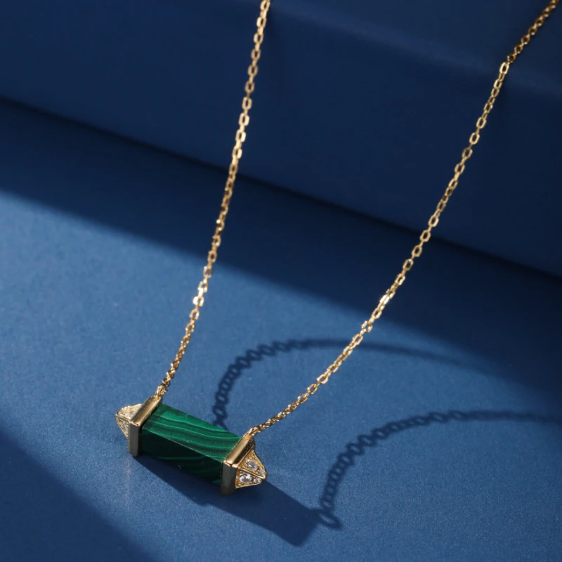 Collier Malachite – Souffle De Sérénité, Argent Plaqué Or 3 Collier Malachite – Souffle De Sérénité, Argent Plaqué Or