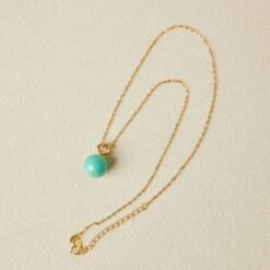 Collier Turquoise – Découpe Exquise, Argent Plaqué Or -Moment Ici collier turquoise decoupe exquise argent plaque or 5