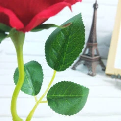 Lampe D’Ambiance – Rose Éternelle Sous Cloche 16 Lampe D’Ambiance – Rose Éternelle Sous Cloche -Moment Ici lampe d ambiance rose eternelle sous cloche