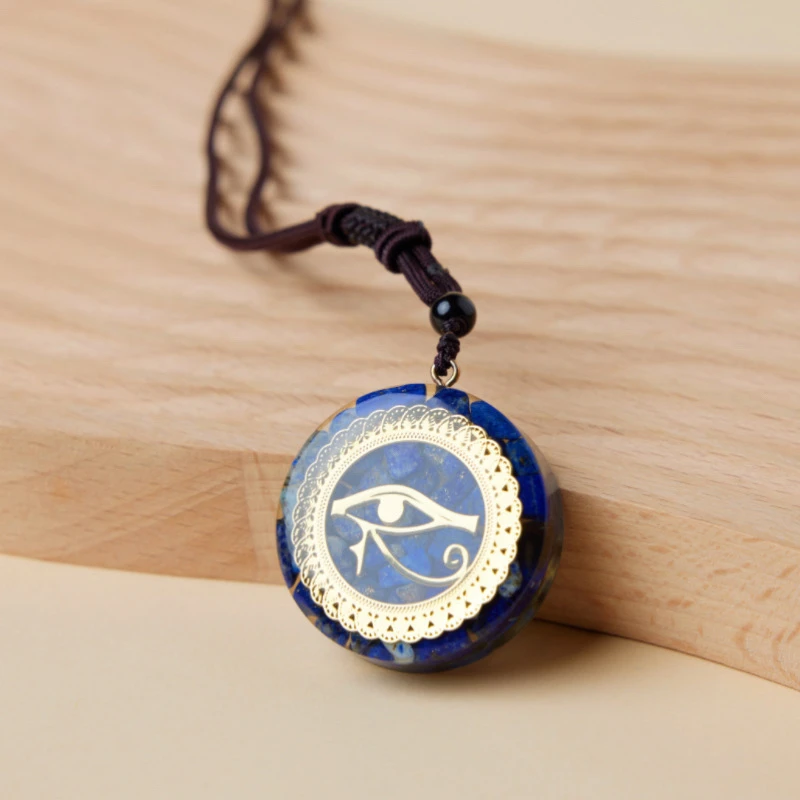 Pendentif Orgonite Lapis Lazuli – Œil Éclatant 3 Pendentif Orgonite Lapis Lazuli – Œil Éclatant