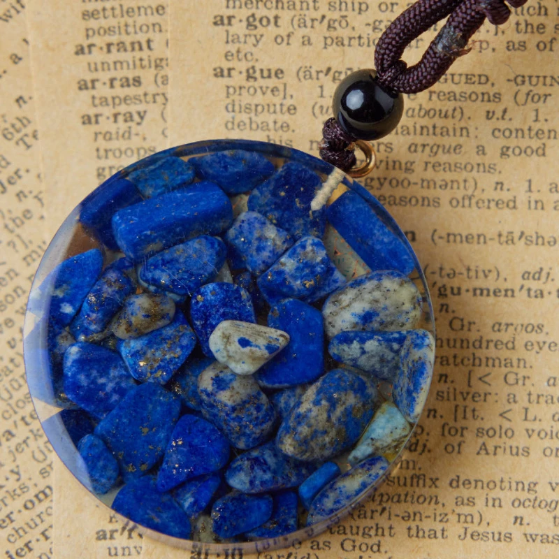 Pendentif Orgonite Lapis Lazuli – Œil Éclatant 7 Pendentif Orgonite Lapis Lazuli – Œil Éclatant – Image 5